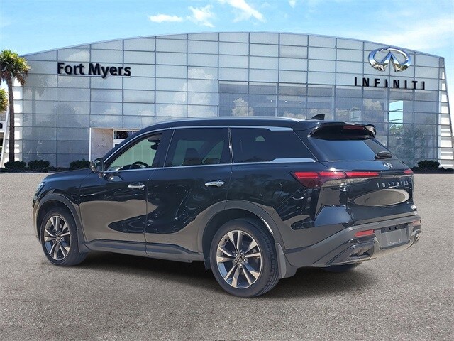 2024 Infiniti QX60 Luxe photo 2