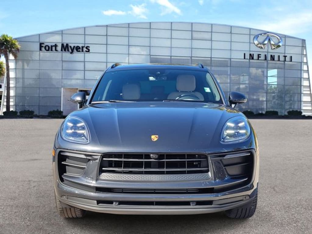 Used 2022 Porsche Macan Base SUV