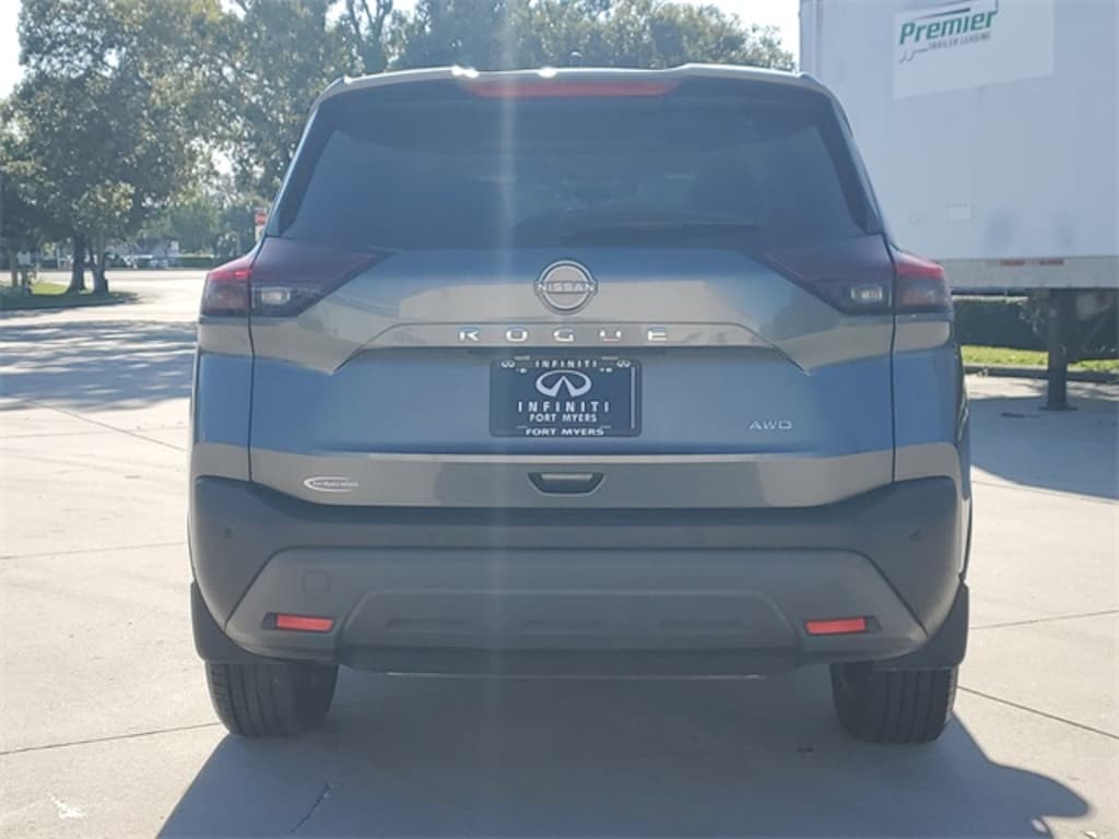 Used 2023 Nissan Rogue S SUV