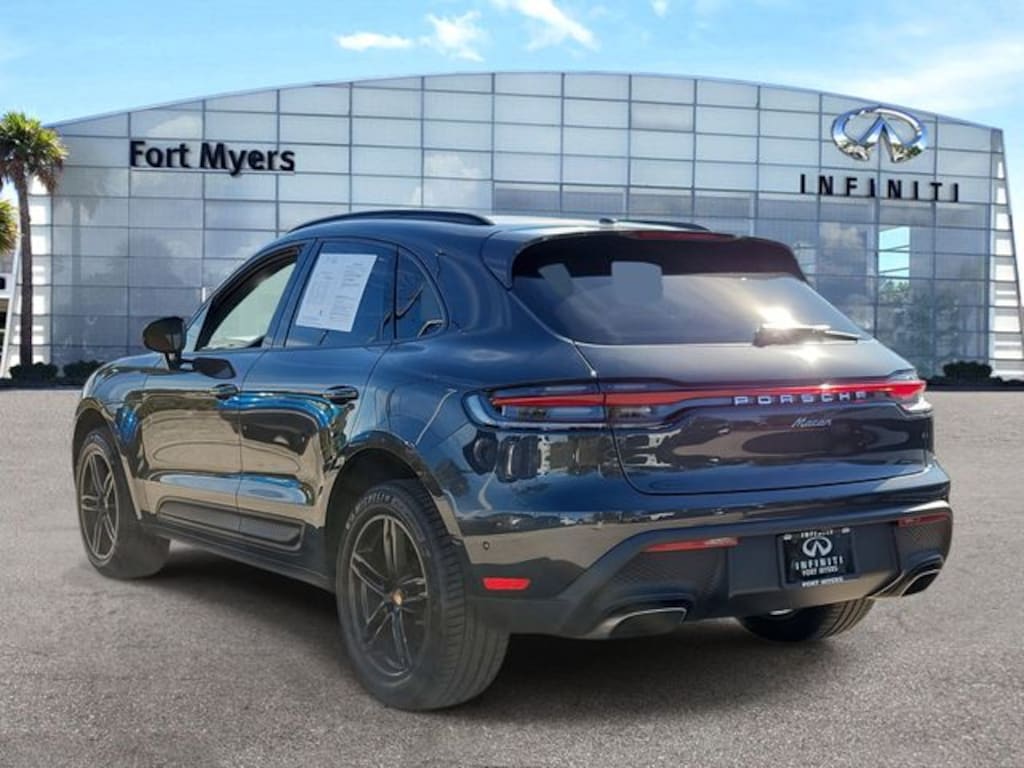Used 2022 Porsche Macan Base SUV