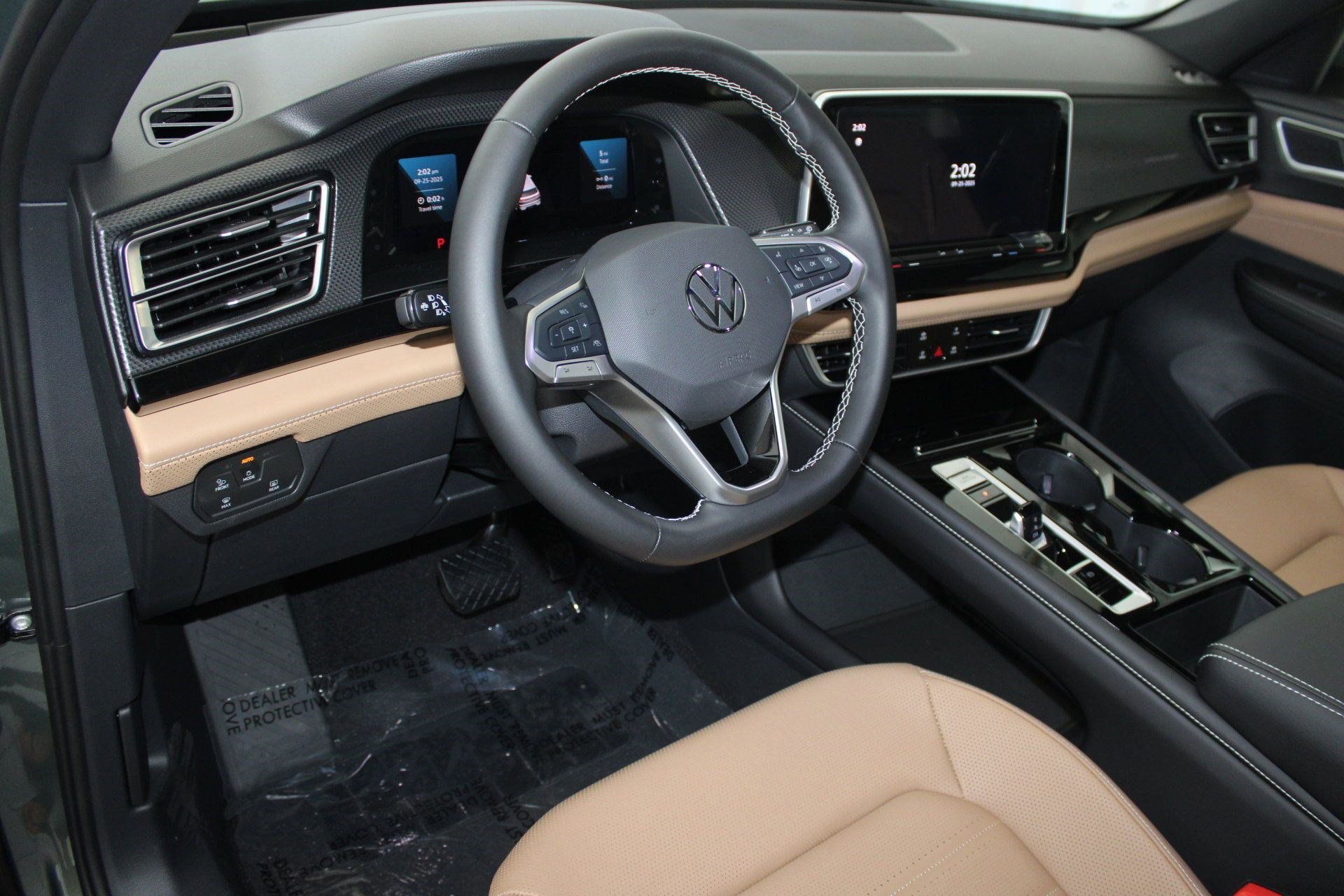 2026 Volkswagen Atlas Cross Sport SEL photo 4