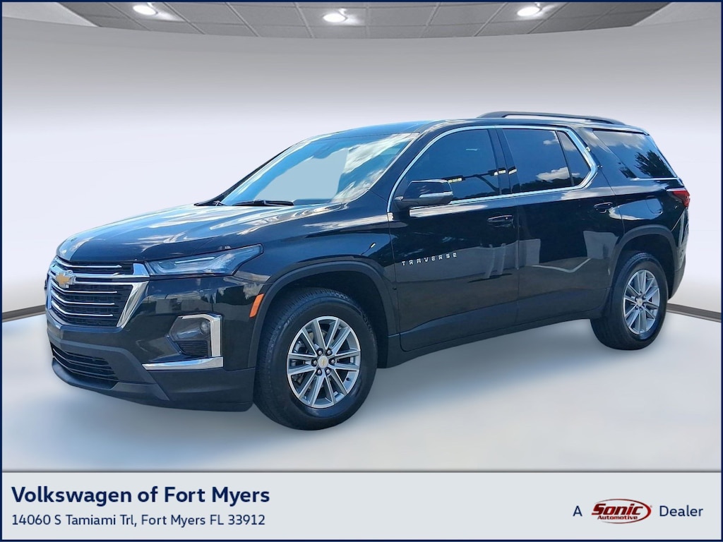 Used 2023 Chevrolet Traverse LT Leather FWD  LT Leather