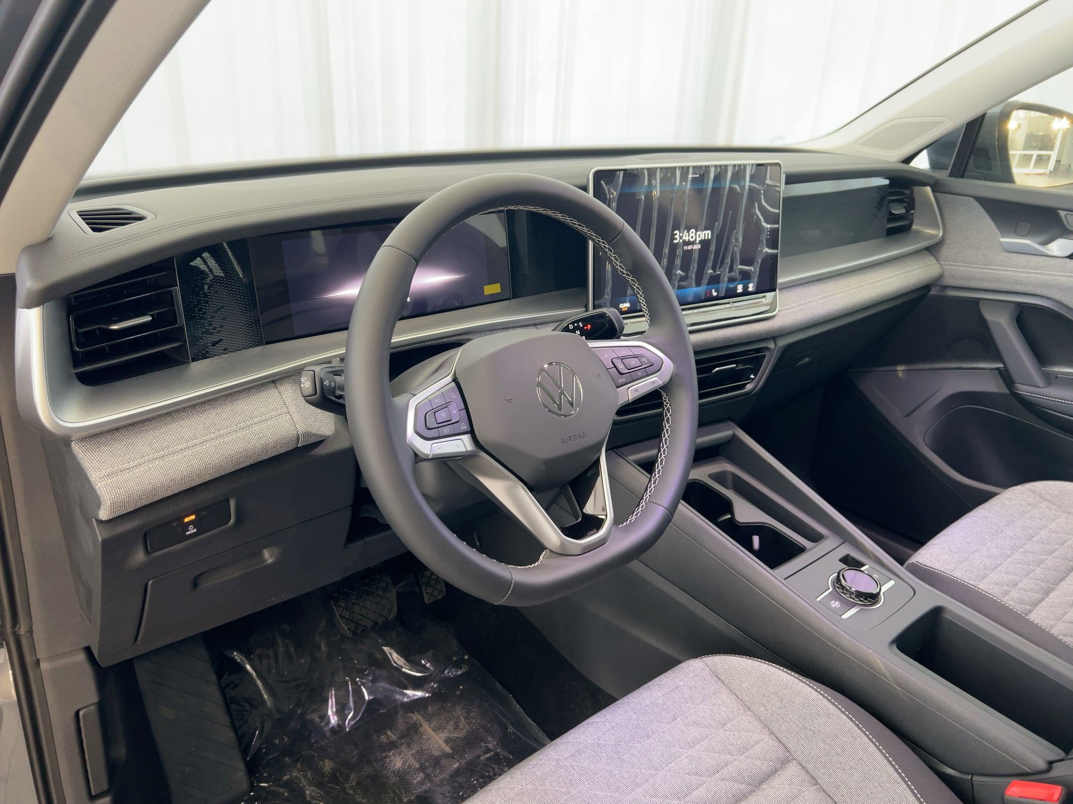 2026 Volkswagen Tiguan S photo 3