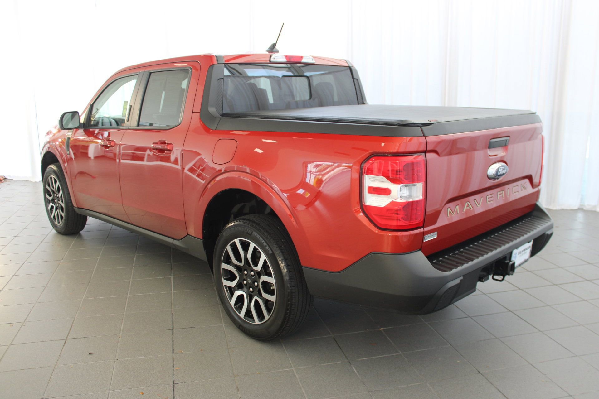 2022 Ford Maverick Lariat photo 2