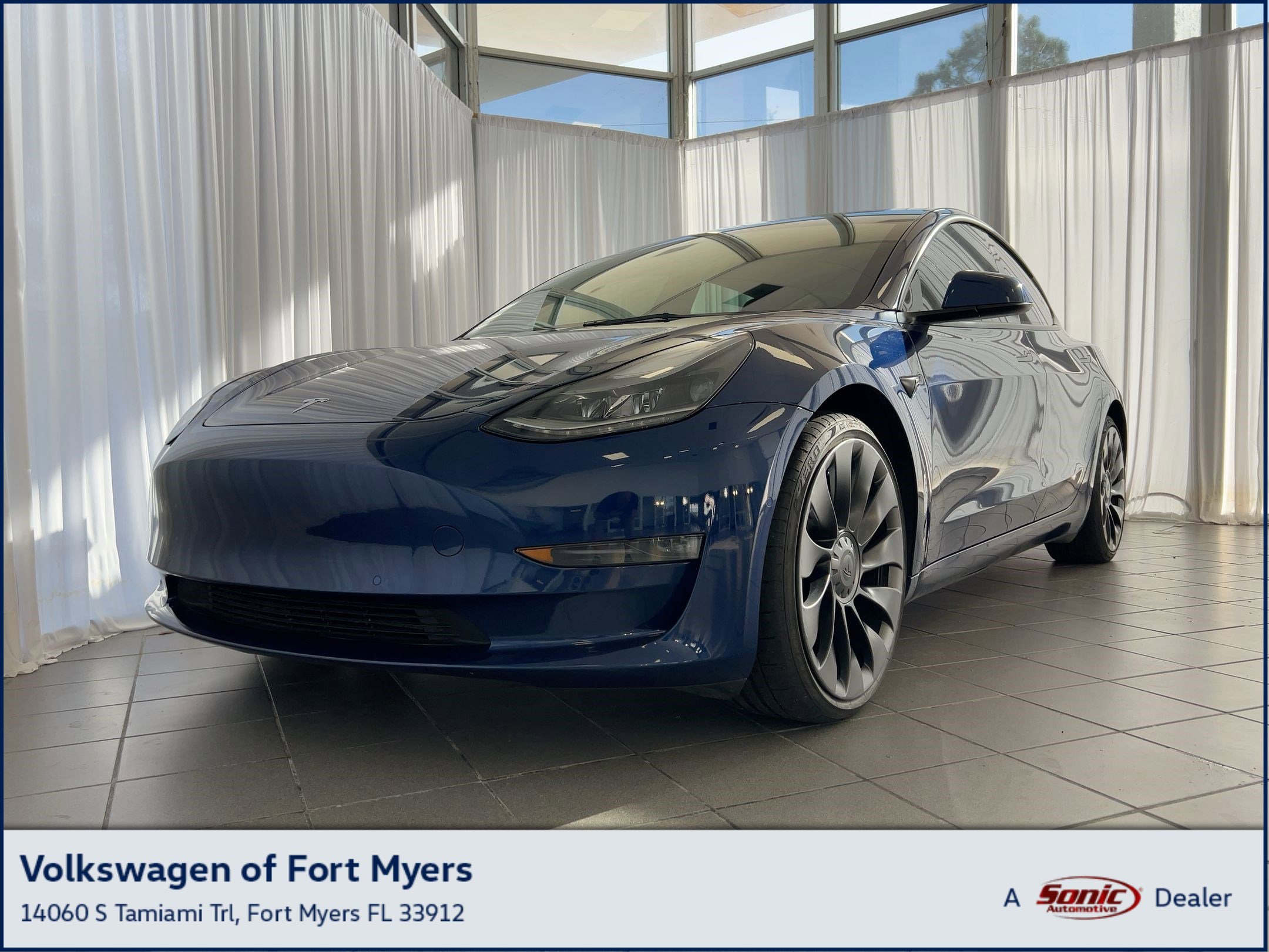 2022 Tesla Model 3 Performance's photo