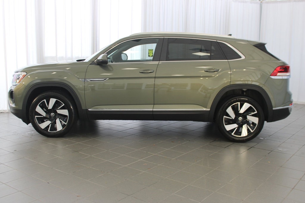 New 2026 Volkswagen Atlas Cross Sport 2.0T SEL SUV