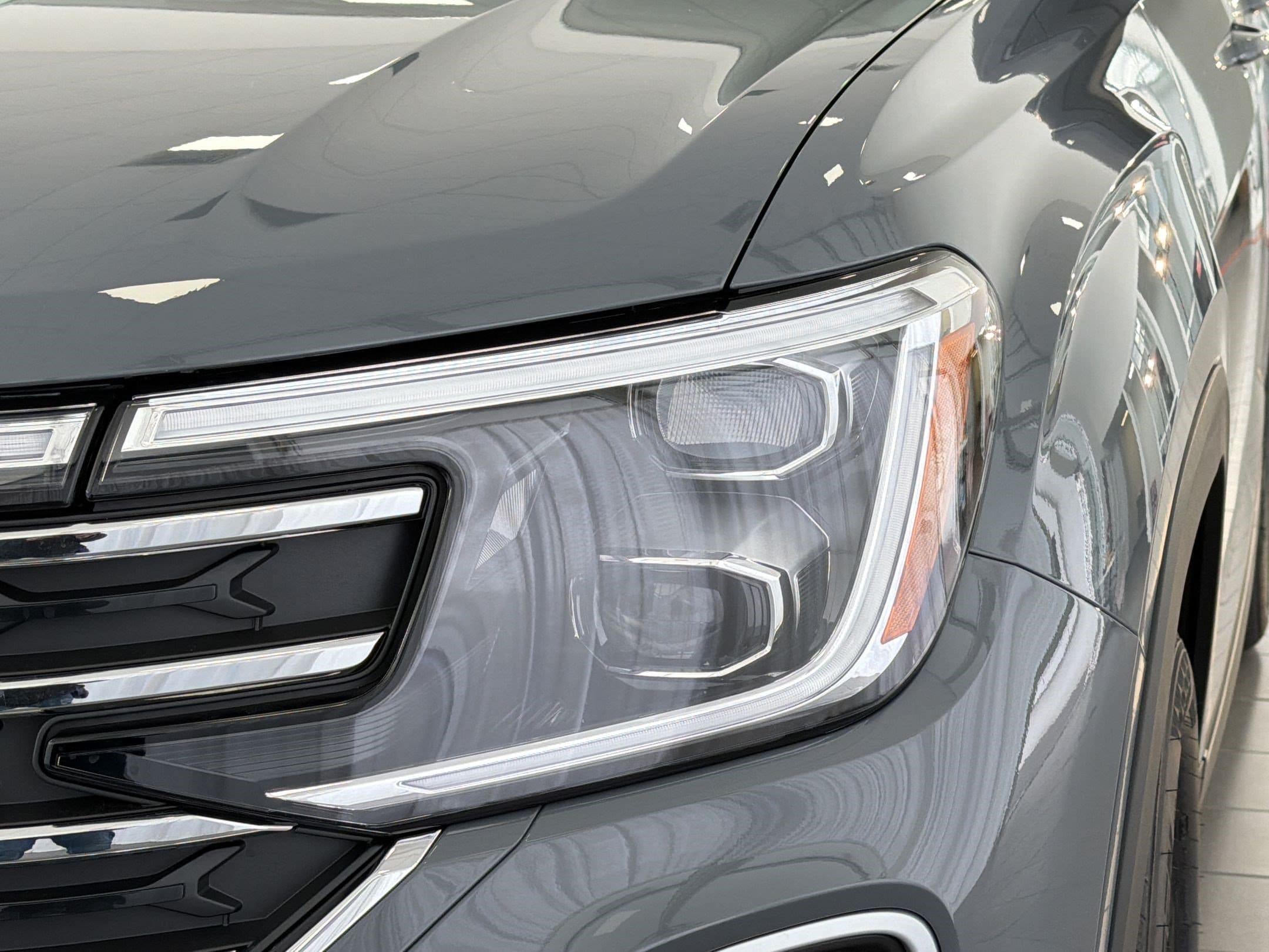 2026 Volkswagen Atlas SE w/Tech - Photo 11