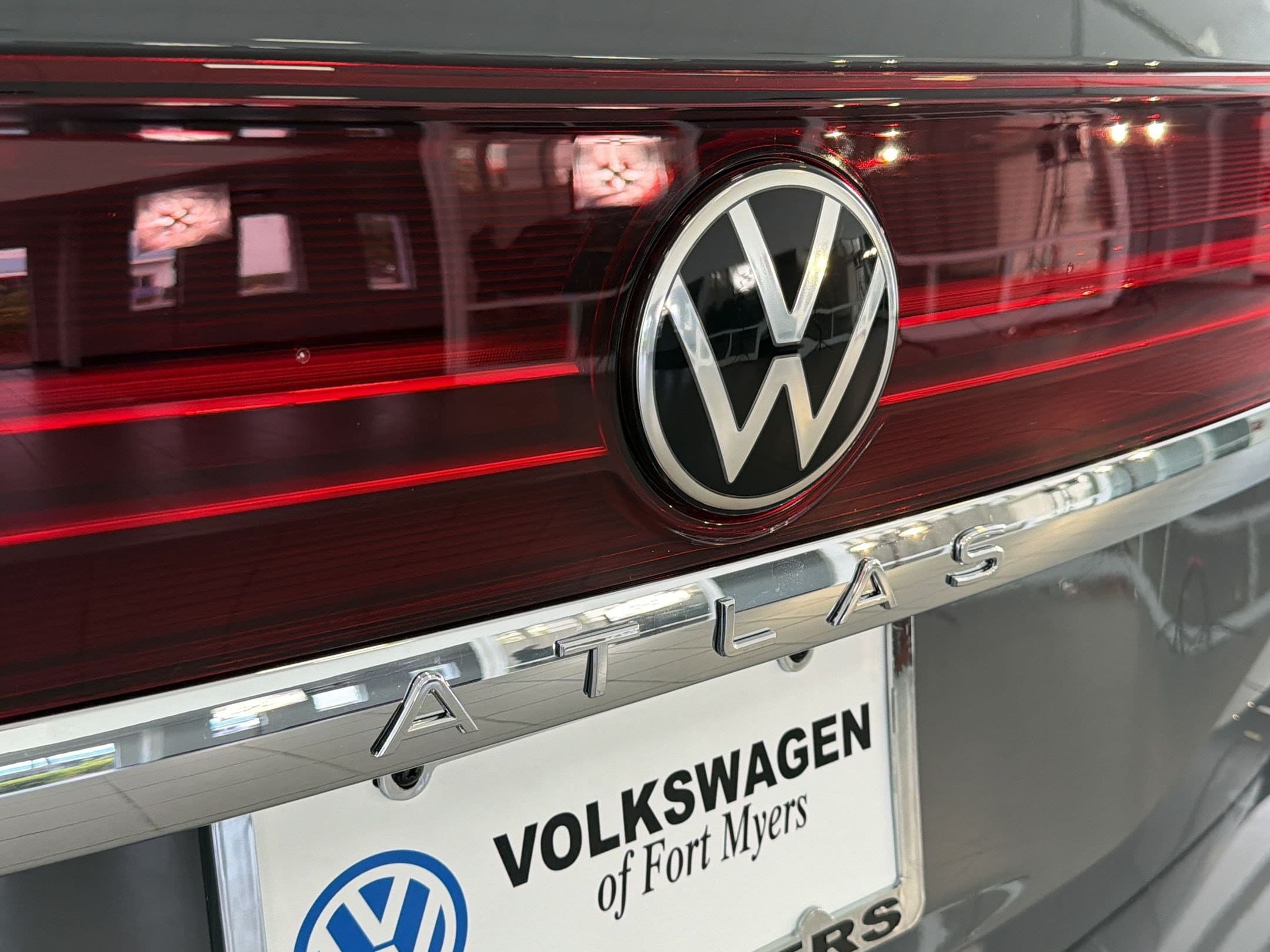 2026 Volkswagen Atlas SE w/Tech - Photo 35