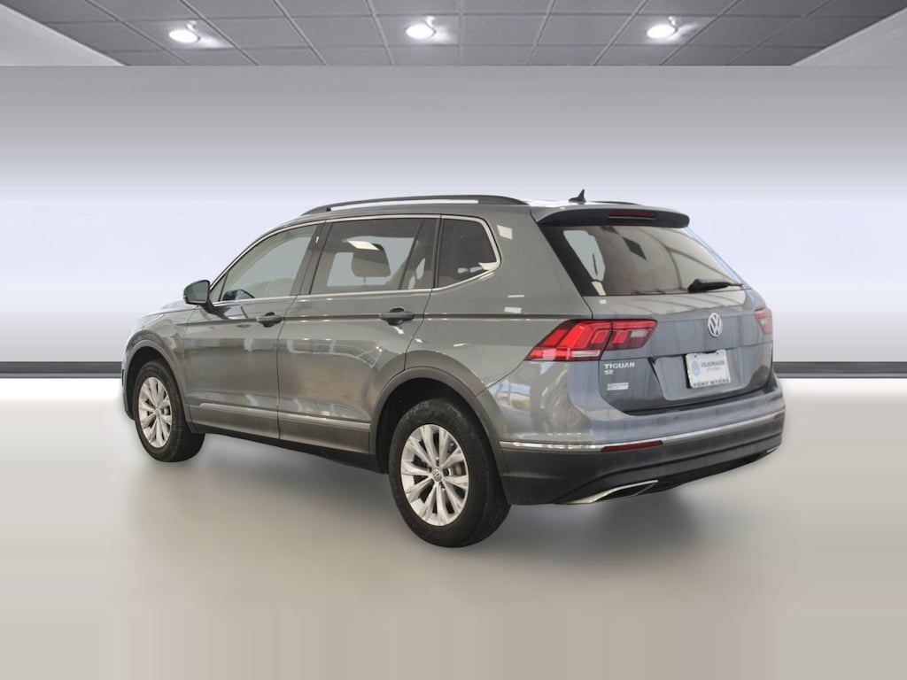 Used 2018 Volkswagen Tiguan SE 2.0T SE FWD