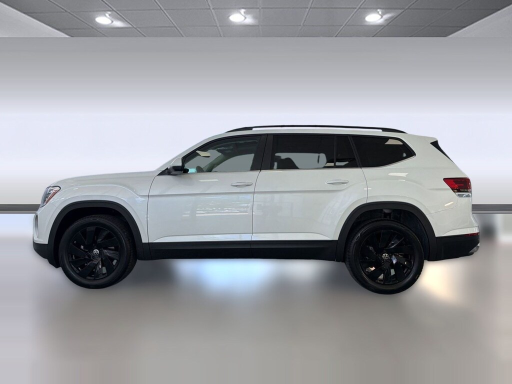New 2026 Volkswagen Atlas SE w/Technology SUV