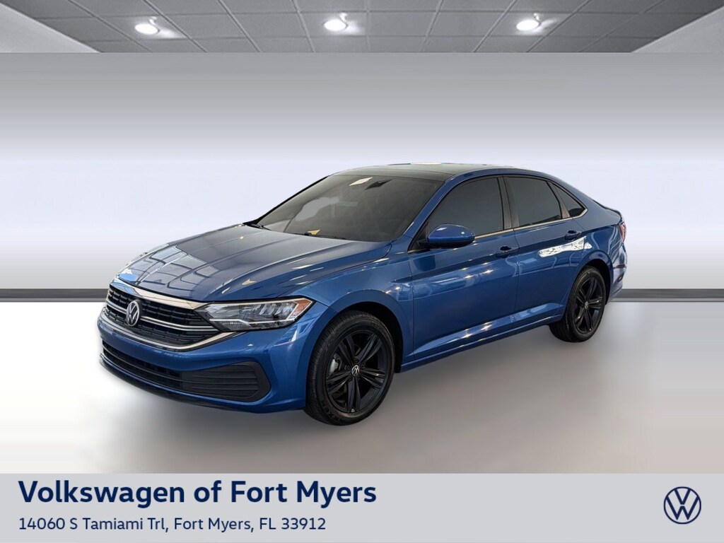 Used 2023 Volkswagen Jetta SE SE Auto