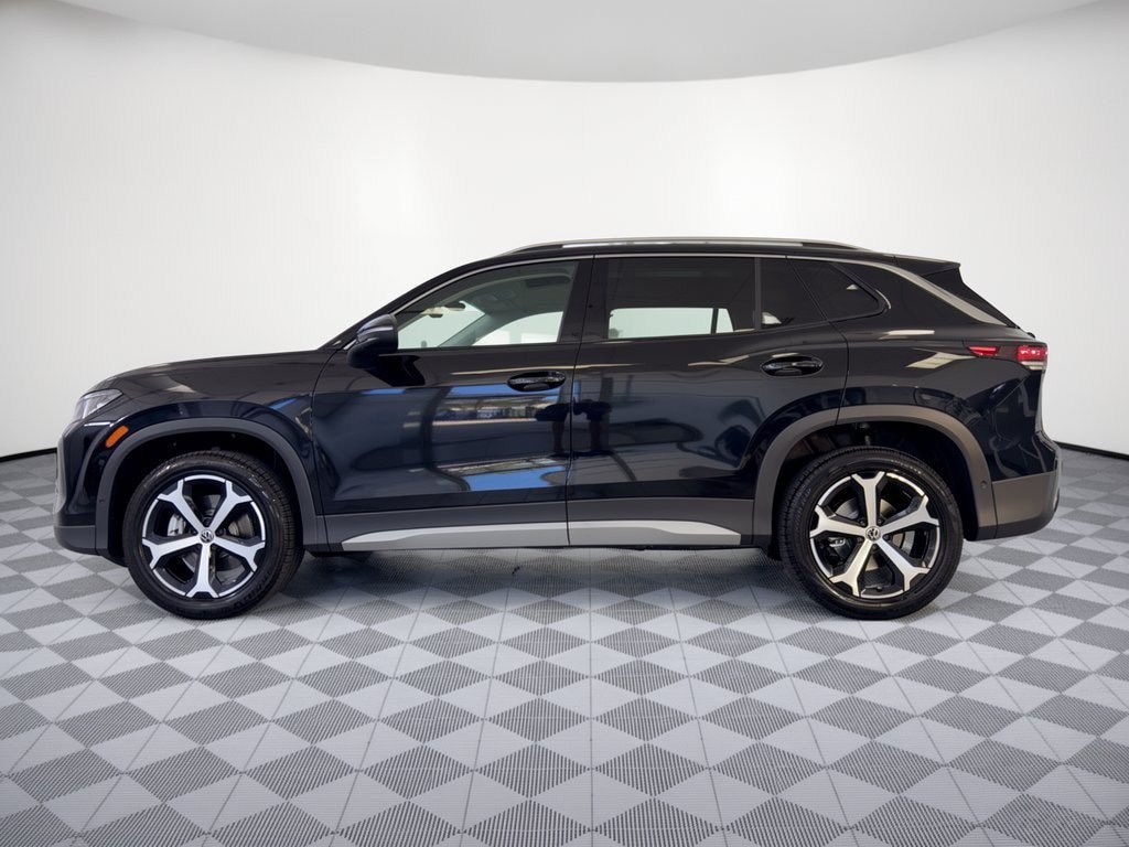 New 2026 Volkswagen Tiguan SE SUV