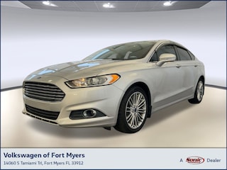 Used 2014 Ford Fusion SE Sedan for sale in Clearwater