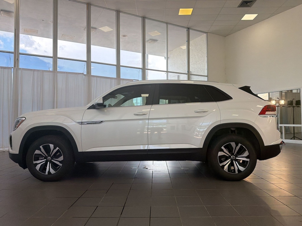 New 2026 Volkswagen Atlas Cross Sport SE SUV