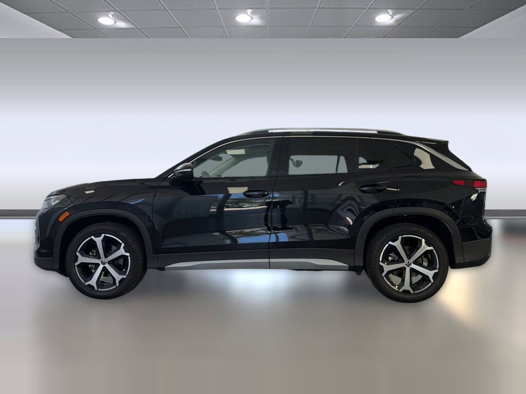 New 2026 Volkswagen Tiguan SE SUV