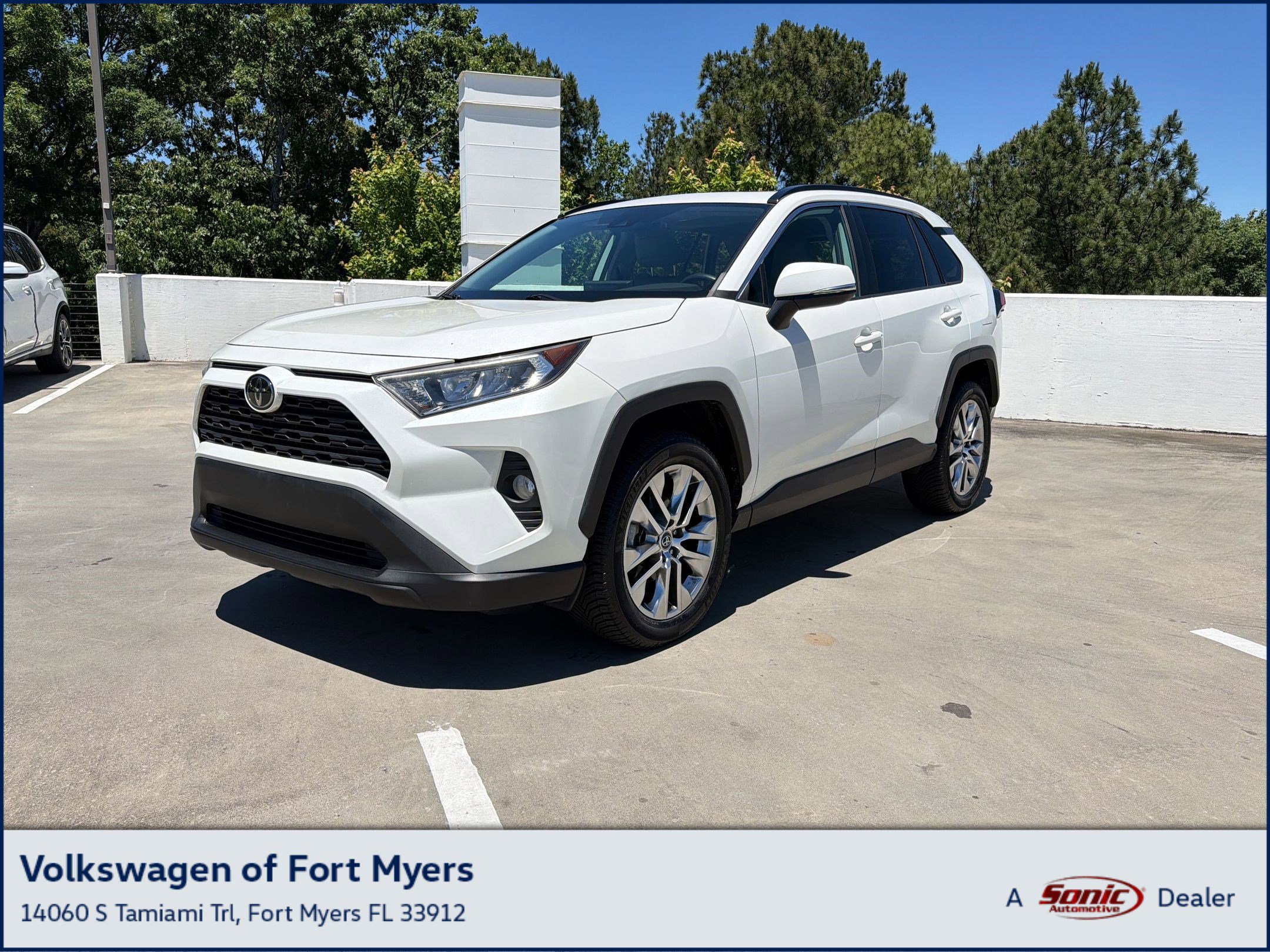 2021 Toyota RAV4 XLE Premium FWD's photo