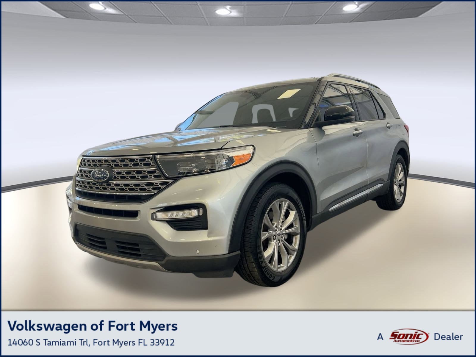 2020 Ford Explorer Limited's photo