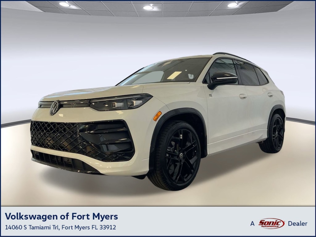 New 2026 Volkswagen Tiguan 2.0T SE SUV