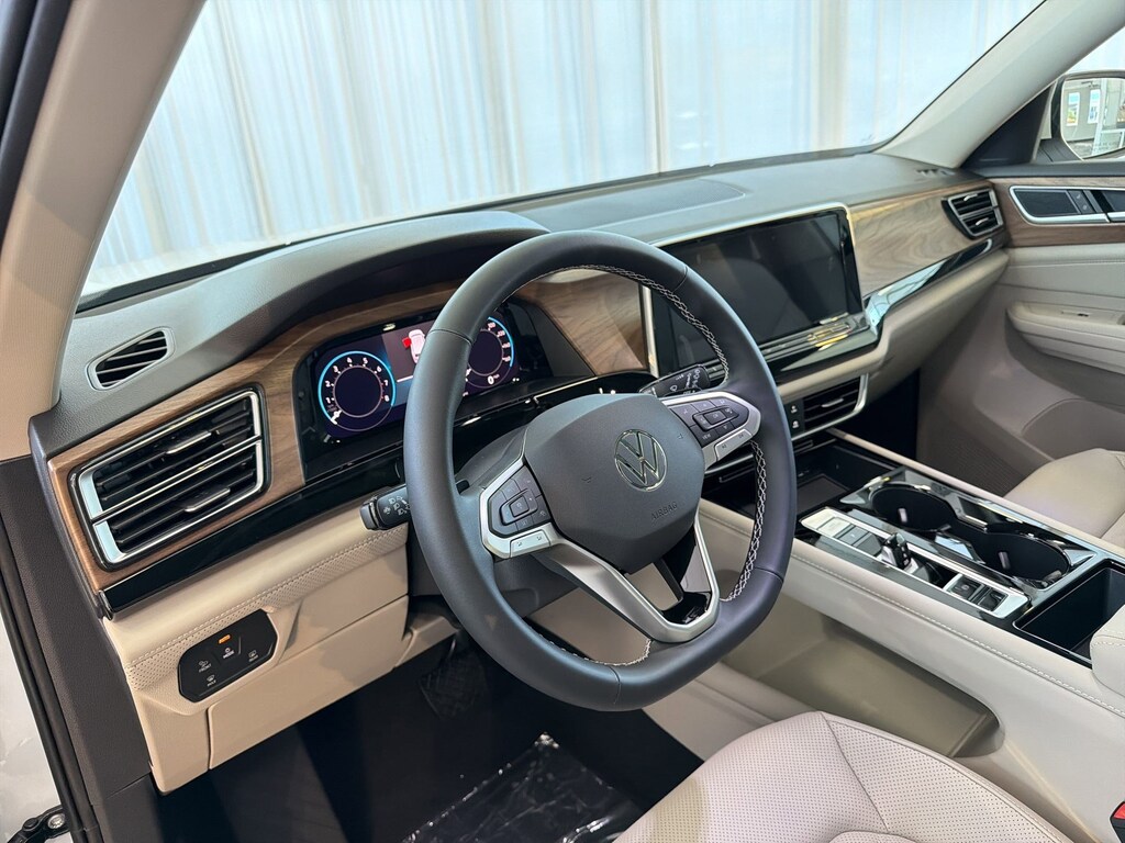 New 2026 Volkswagen Atlas 2.0T SE w/Technology SUV