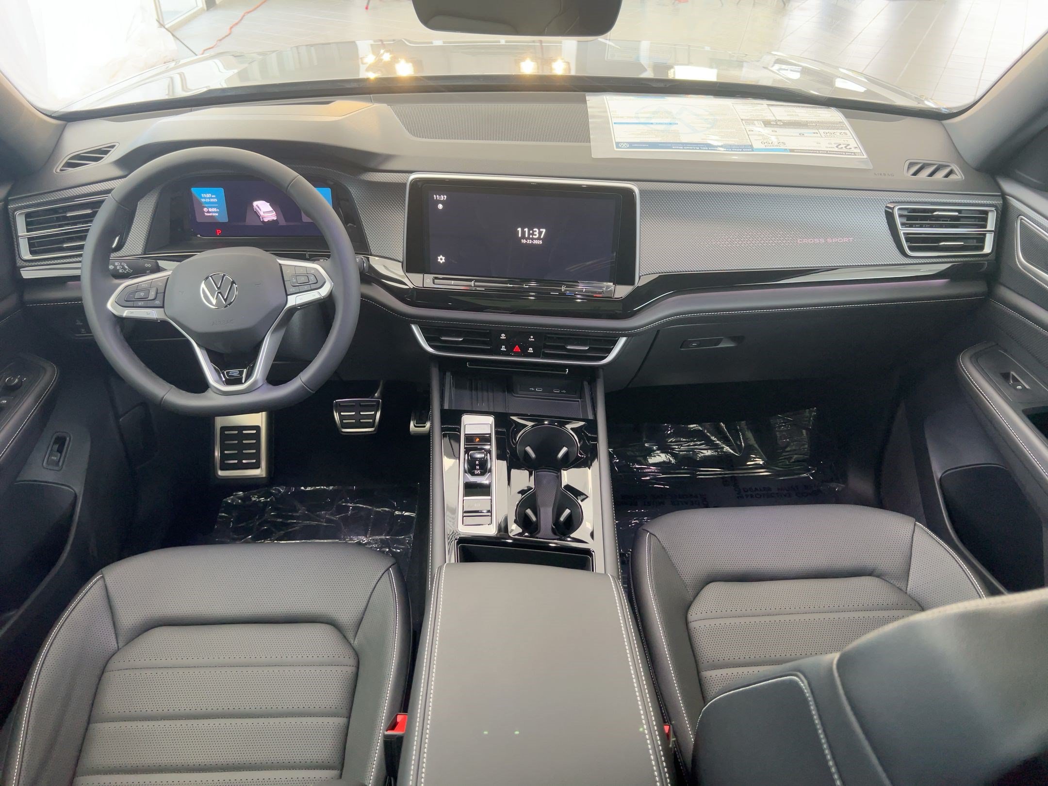 2026 Volkswagen Atlas Cross Sport SEL R-LINE - Photo 17