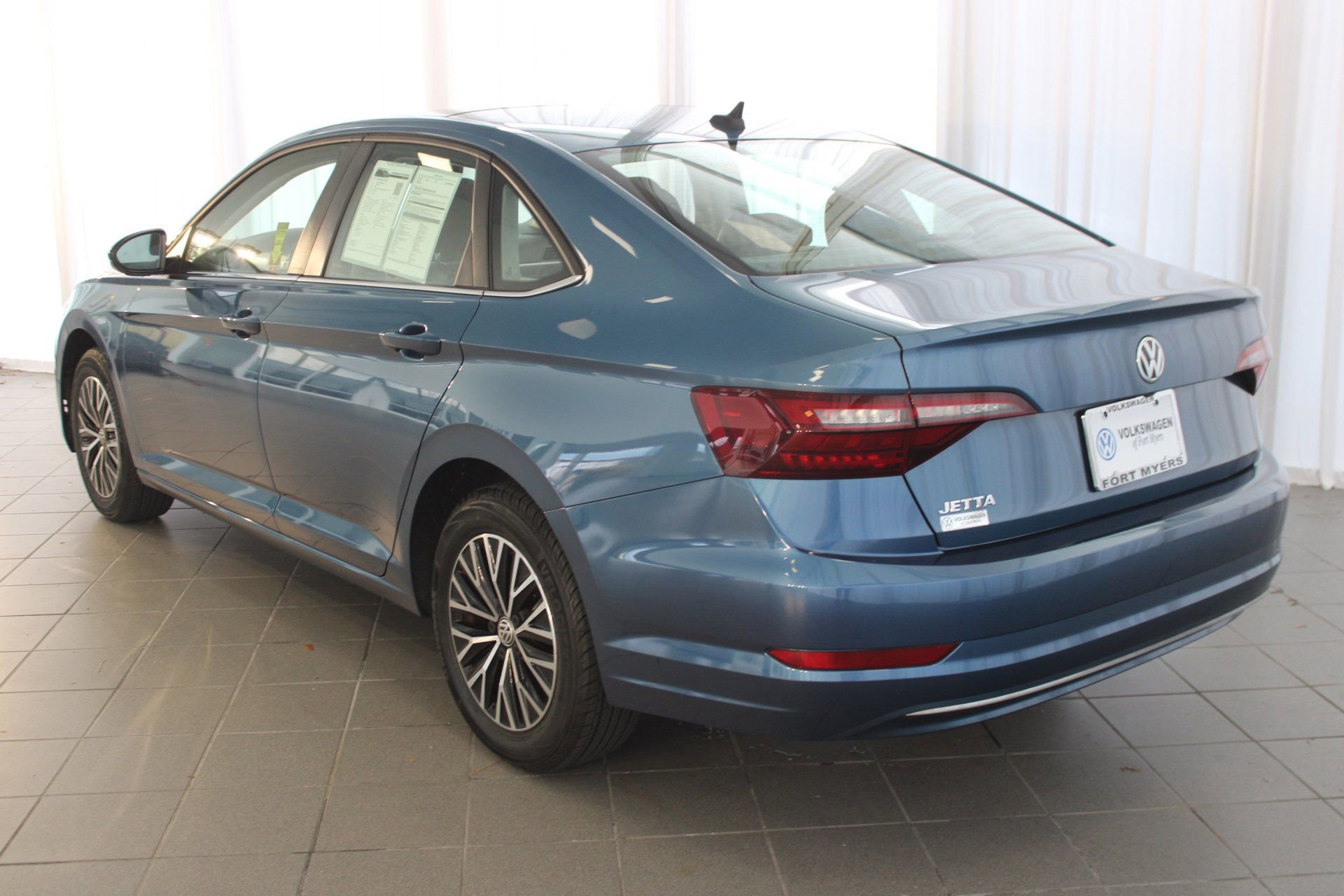 2021 Volkswagen Jetta S photo 3