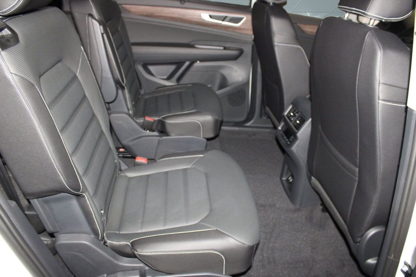 2026 Volkswagen Atlas SEL - Photo 32