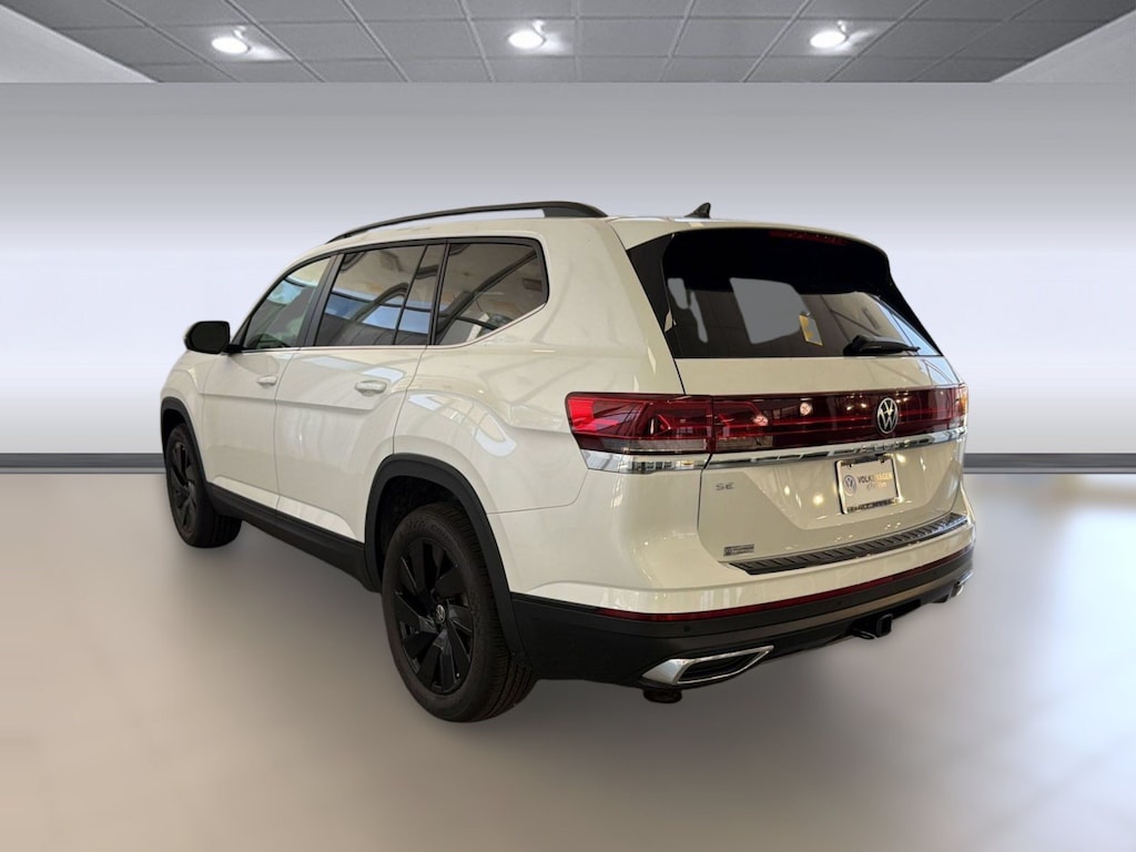 New 2026 Volkswagen Atlas SE w/Technology SUV