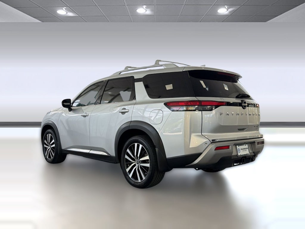Used 2023 Nissan Pathfinder Platinum Platinum 4WD