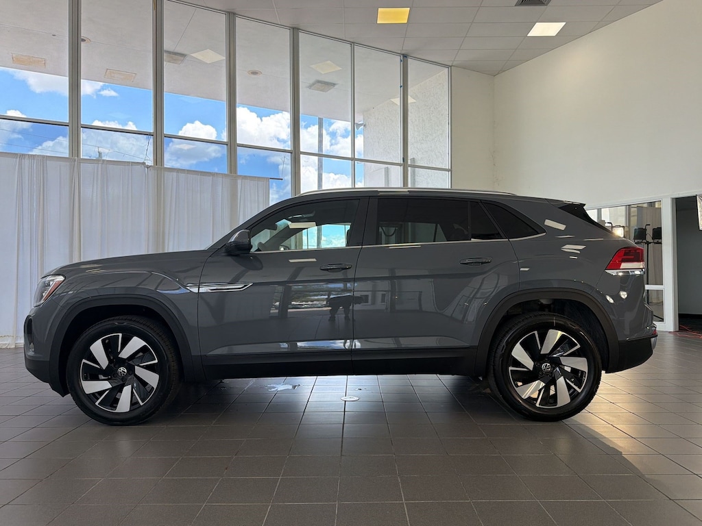 New 2026 Volkswagen Atlas Cross Sport SE w/Technology SUV