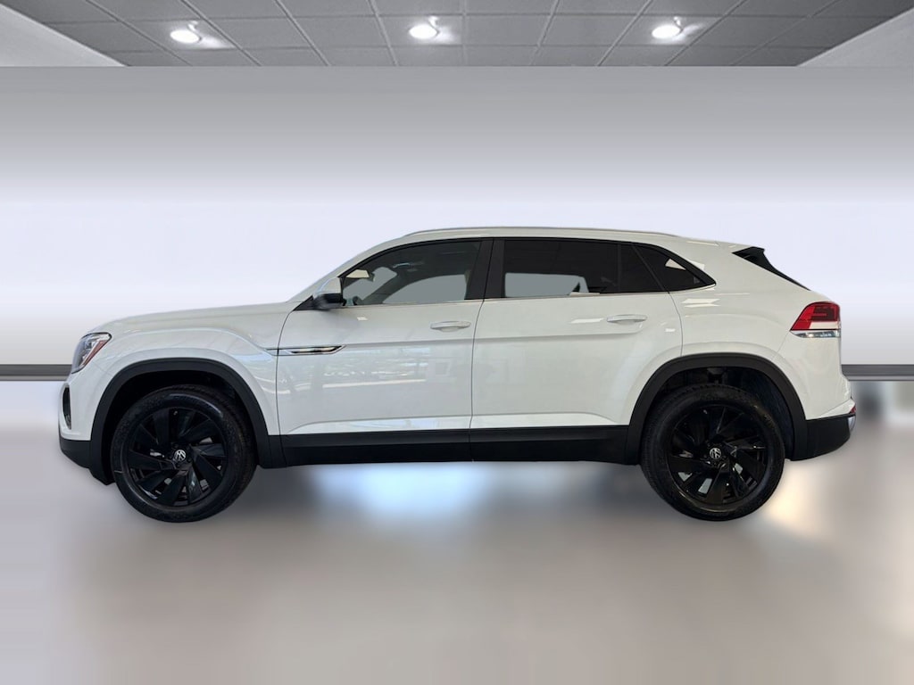 New 2026 Volkswagen Atlas Cross Sport 2.0T SE w/Technology SUV