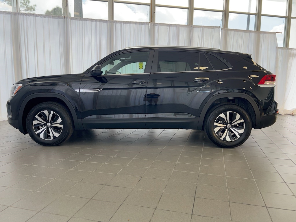 New 2026 Volkswagen Atlas Cross Sport 2.0T SE SUV