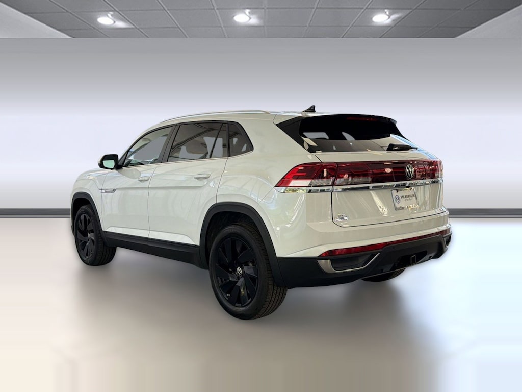New 2026 Volkswagen Atlas Cross Sport 2.0T SE w/Technology SUV