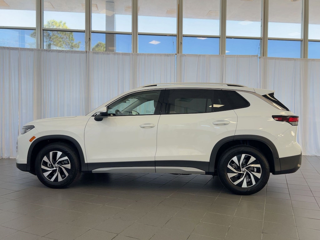 New 2026 Volkswagen Tiguan 2.0T S SUV