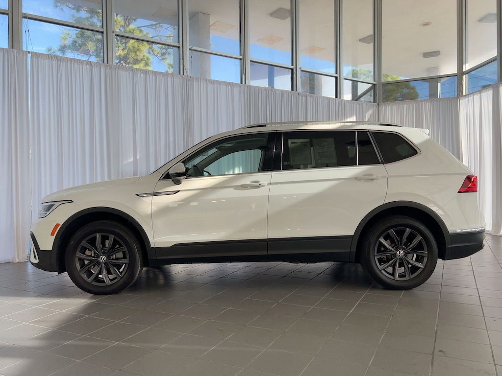 Used 2022 Volkswagen Tiguan SE 2.0T SE FWD