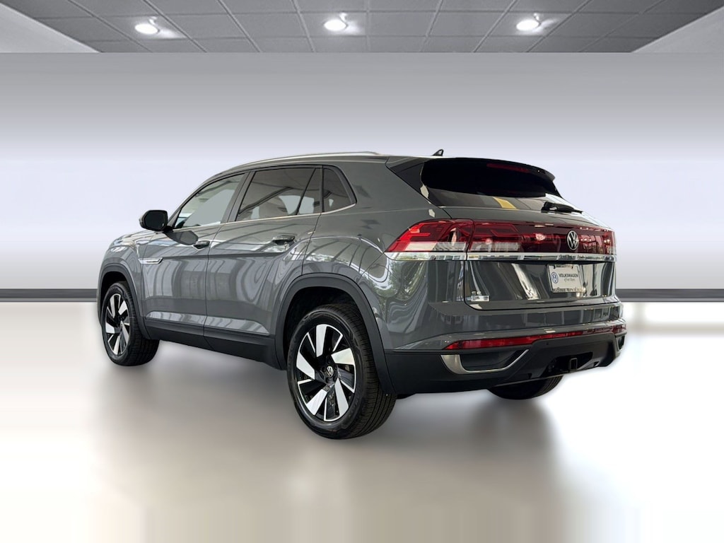 New 2026 Volkswagen Atlas Cross Sport 2.0T SE w/Technology SUV