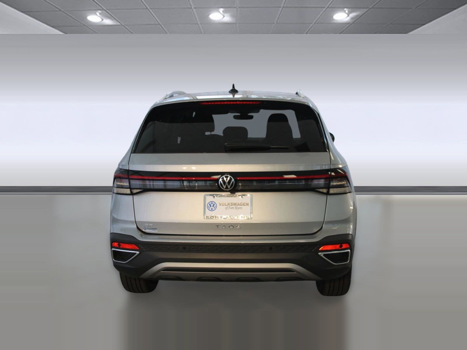 2025 Volkswagen Taos SE - Photo 9