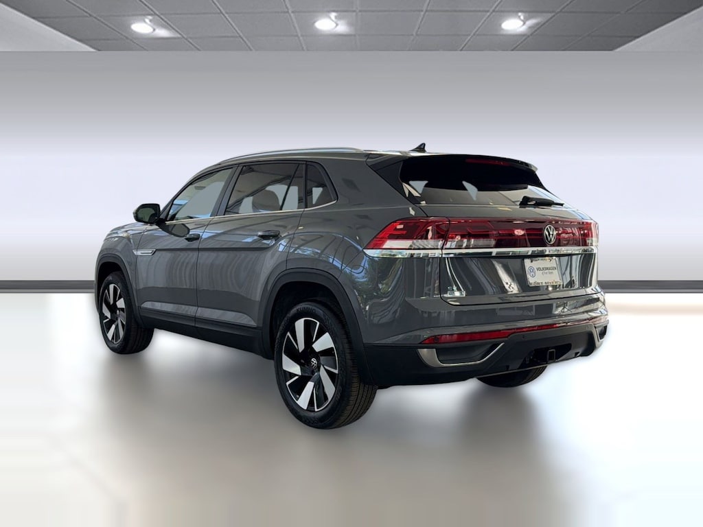 Used 2026 Volkswagen Atlas Cross Sport 2.0T SE w/Technology 2.0T SE w/Technology FWD