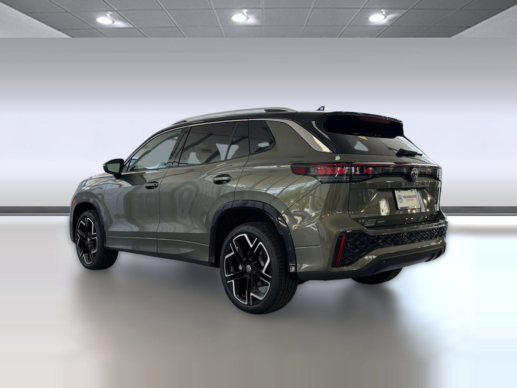 New 2026 Volkswagen Tiguan SEL R-Line Turbo SUV