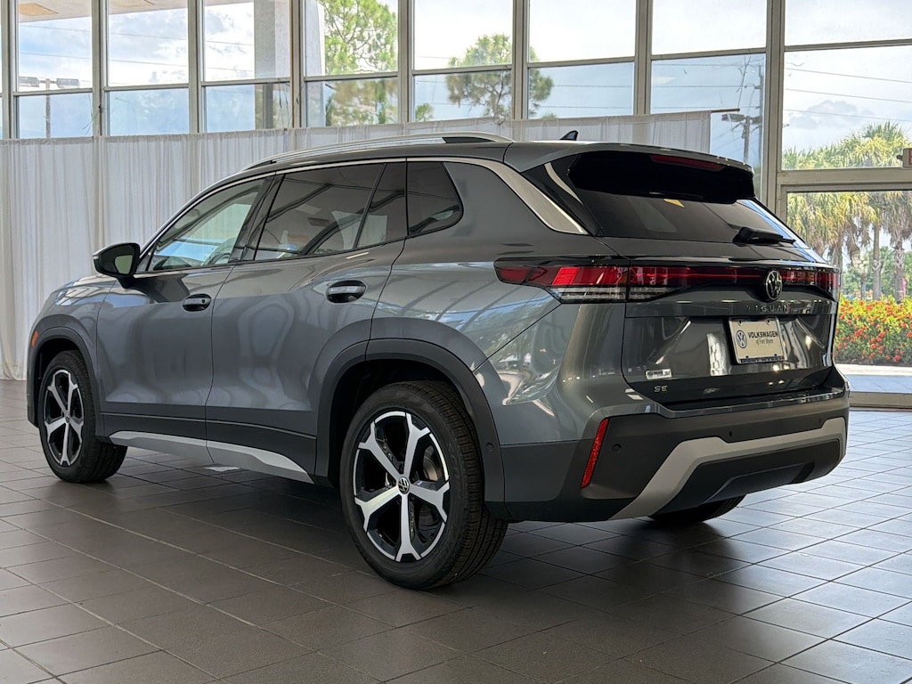 New 2026 Volkswagen Tiguan SE SUV
