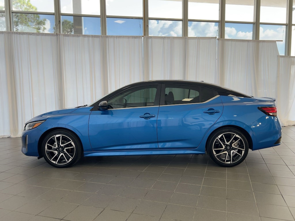 Used 2024 Nissan Sentra SR SR CVT