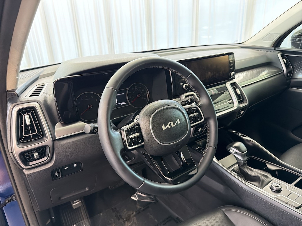 Used 2023 Kia Sorento S S FWD