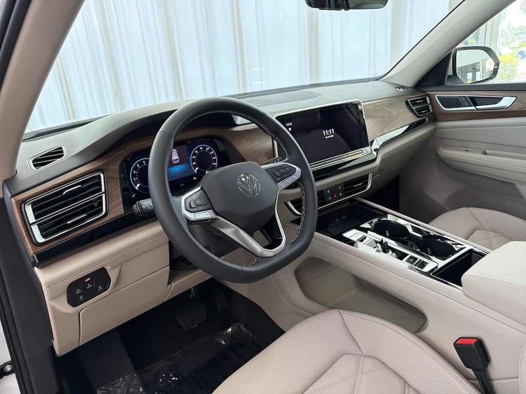 New 2026 Volkswagen Atlas 2.0T SE w/Technology SUV