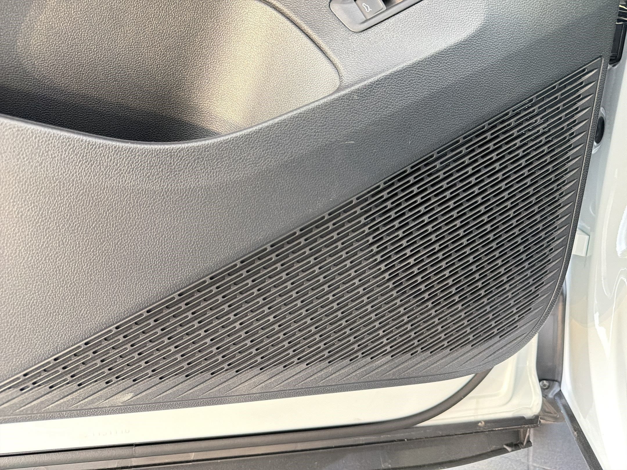 2026 Volkswagen Atlas SE w/Tech - Photo 21