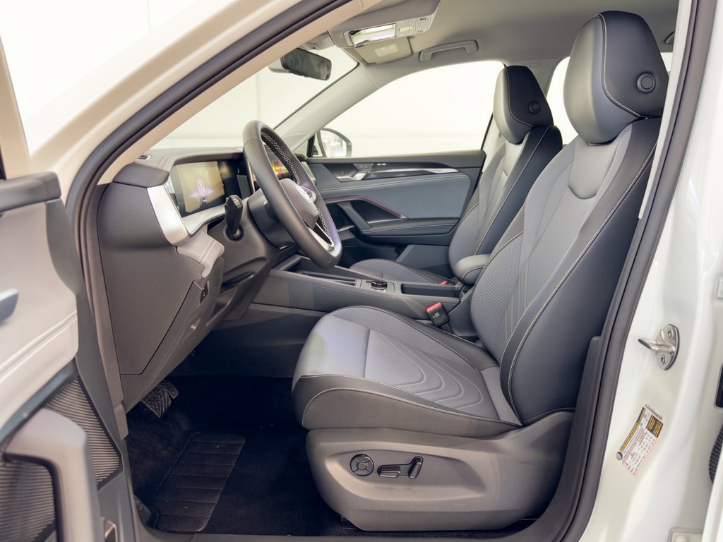 New 2026 Volkswagen Tiguan SE SUV