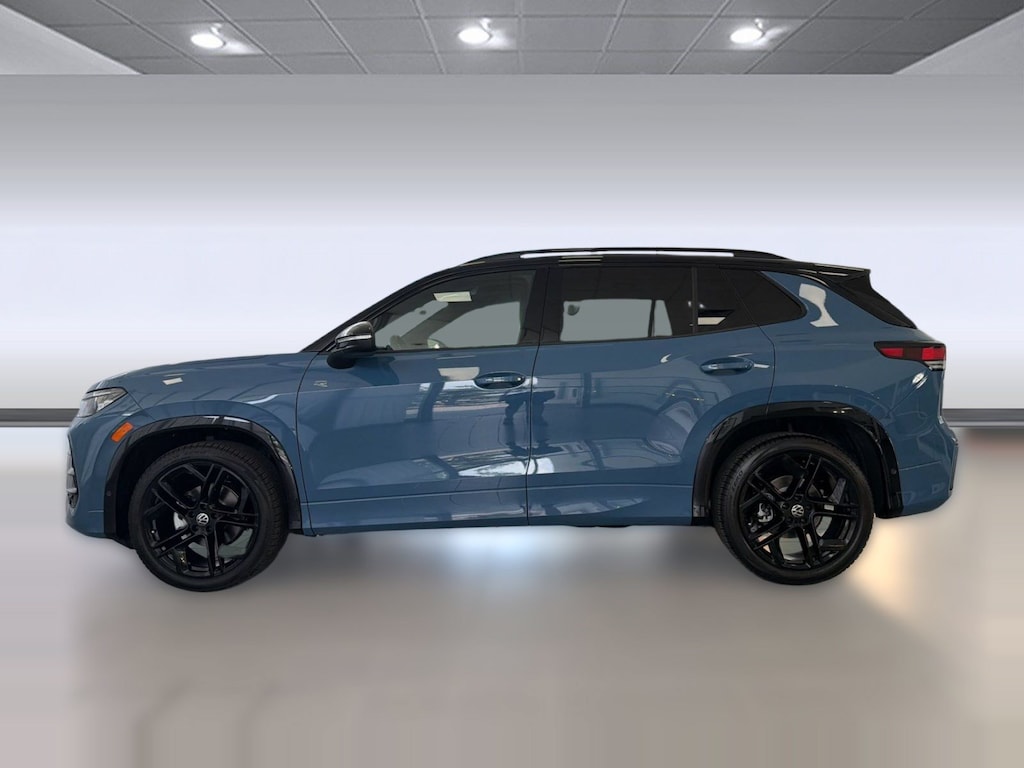 New 2026 Volkswagen Tiguan SE R-Line Black SUV
