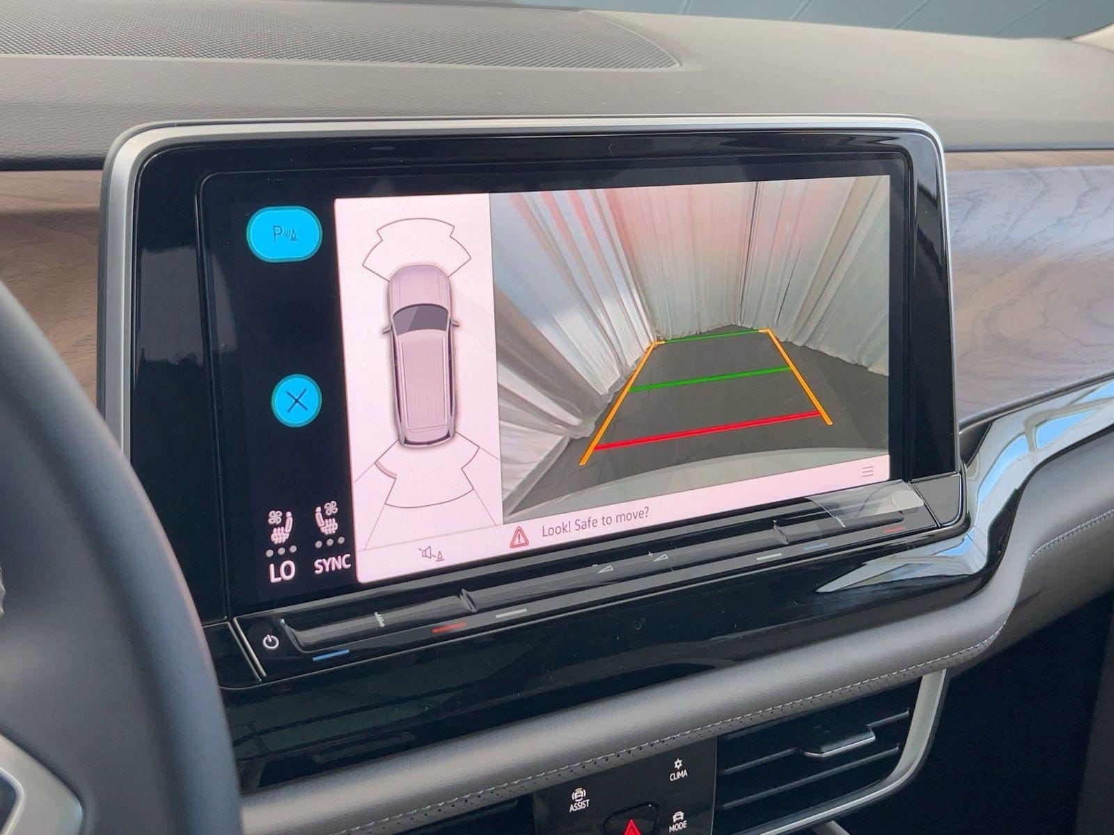 2026 Volkswagen Atlas SE w/Tech - Photo 25