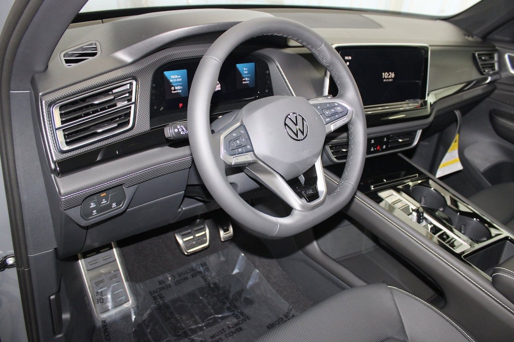 New 2026 Volkswagen Atlas Cross Sport 2.0T SEL R-Line Black SUV