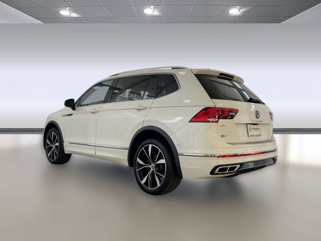 Used 2024 Volkswagen Tiguan SEL R-Line 2.0T SEL R-Line 4MOTION