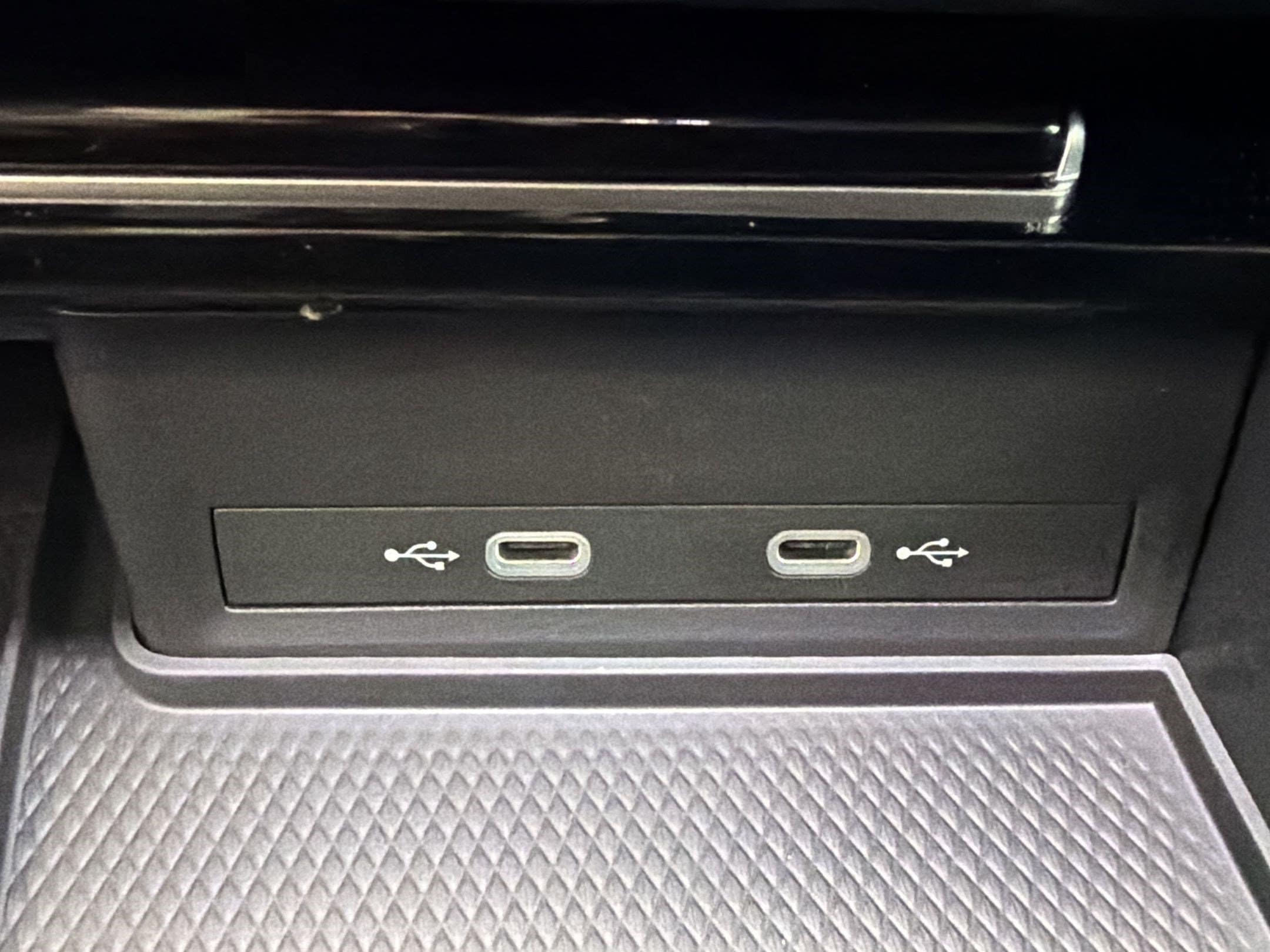 2026 Volkswagen Atlas SE w/Tech - Photo 31