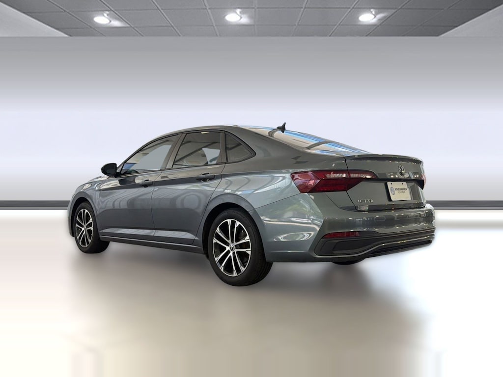 Used 2022 Volkswagen Jetta Sport Sport Auto